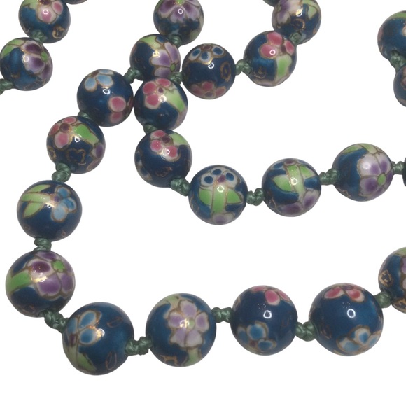 Vintage Chinese Hand Painted Porcelain Hand Knotted Beaded Necklace - Picture 6 of 11